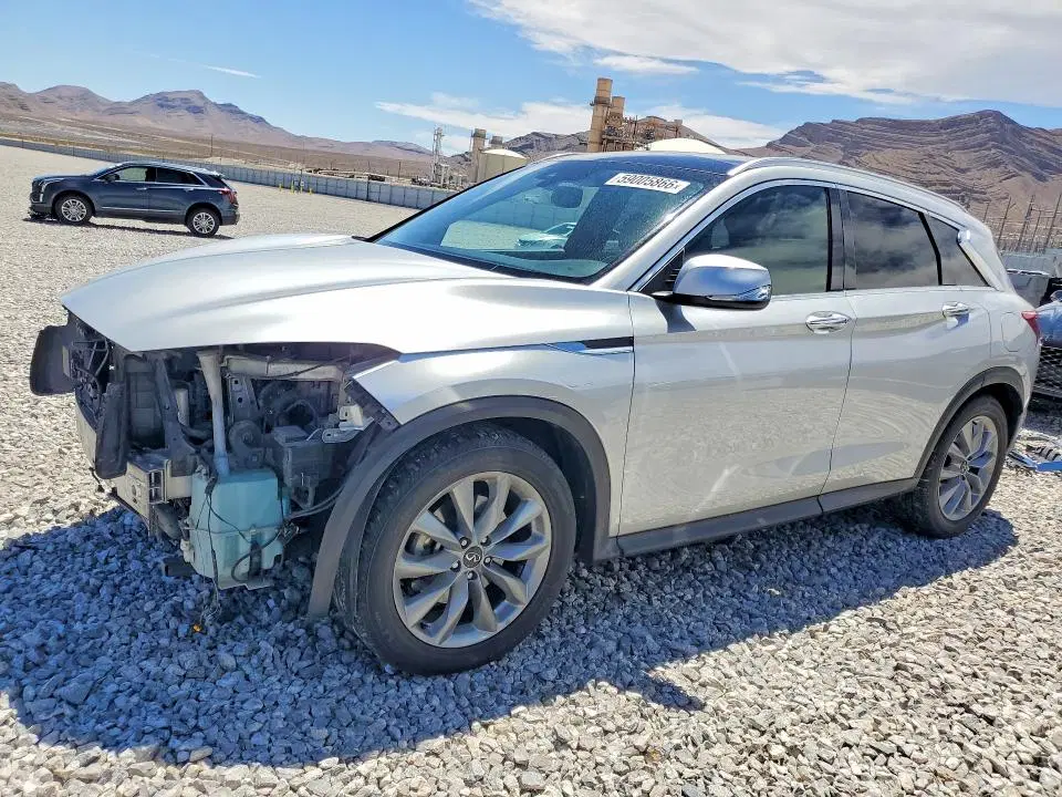 3PCAJ5BB7MF115957 — 2021 Infiniti QX50, Передняя часть, фото до ремонта
