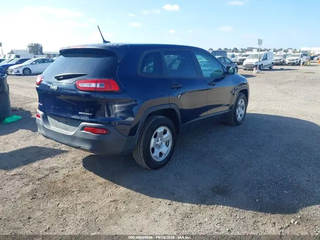2016 Jeep Cherokee Sport VIN 1C4PJMAB5GW339685 фото 4