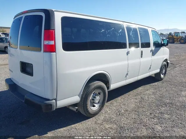 2019 Chevrolet Express 3500 Ls VIN 1GAZGNFG8K1335209 фото 4