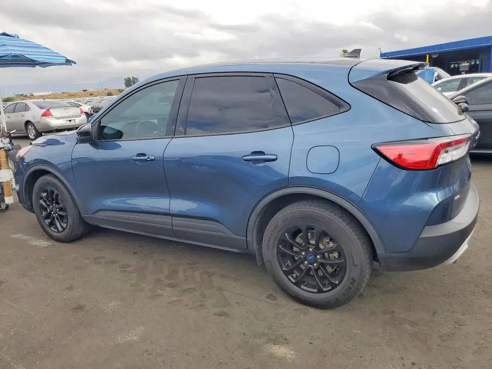 2020 Ford Escape VIN 1FMCU0BZ9LUB78978 фото 2