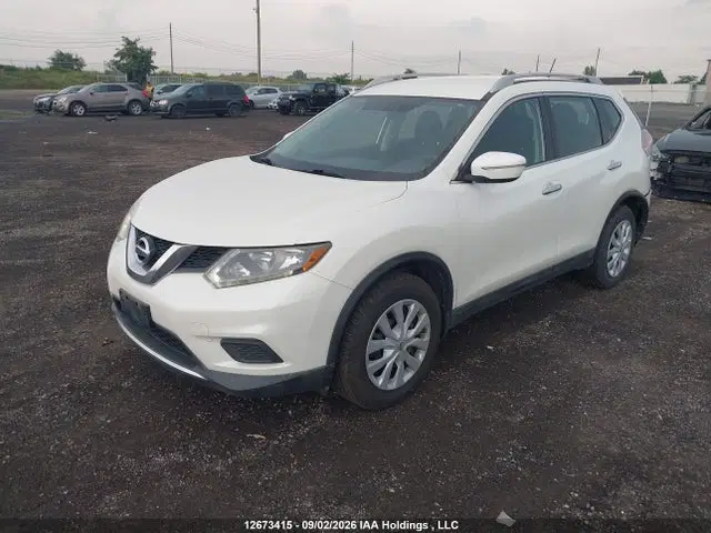 2015 Nissan ROGUE S/SV VIN 5N1AT2MT6FC772811 фото 2