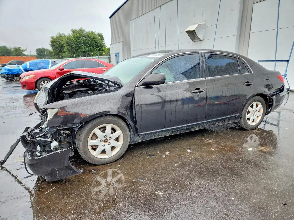 4T1BK36B49U350701 — 2009 Toyota Avalon, Передняя часть, фото до ремонта