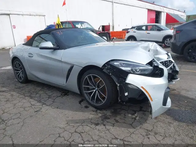 WBAHF3C09LWW64925 — 2020 BMW Z4 Sdrive30i, Front End, фото до ремонта