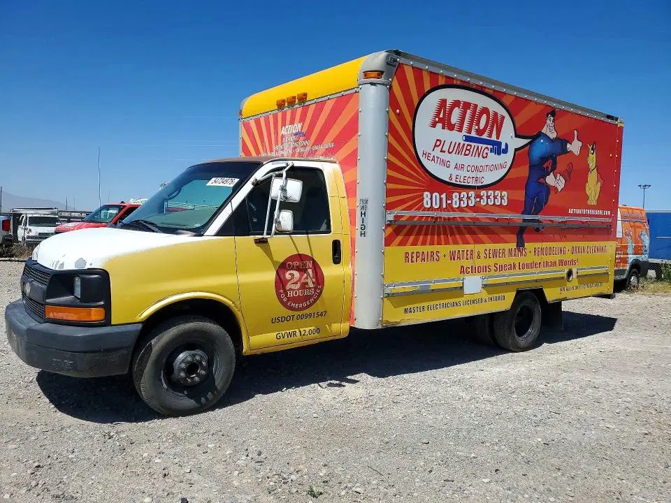 1GBJG31U341159733 — 2004 Chevrolet Express G3500, Передняя часть (Front End), фото до ремонта