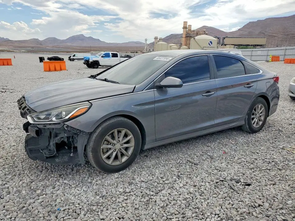 5NPE24AF3KH787879 — 2019 Hyundai Sonata, Вандализм, фото до ремонта