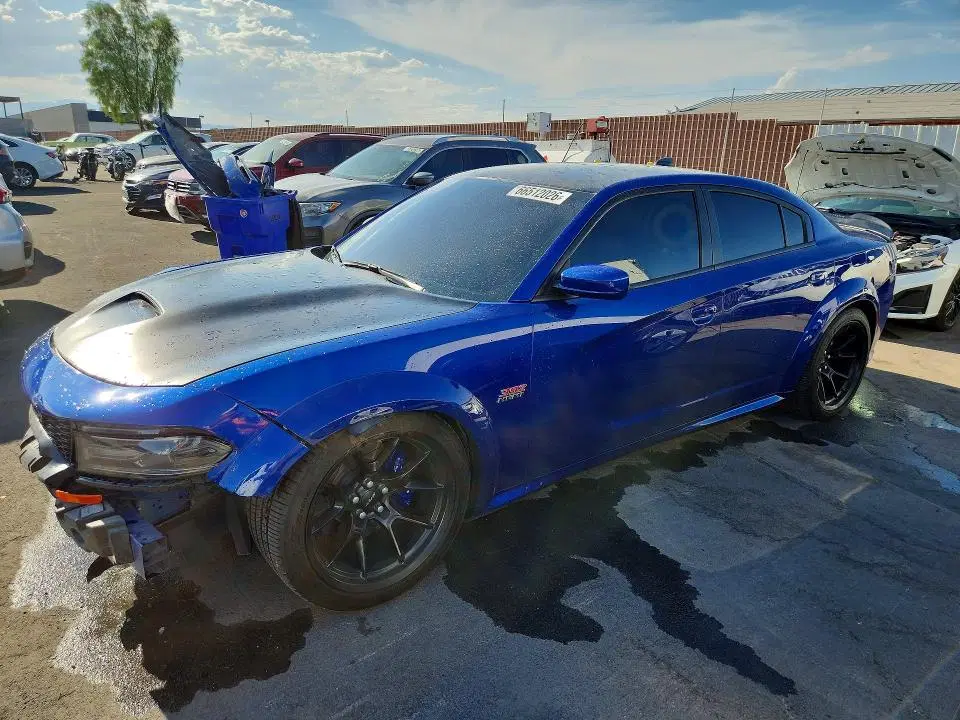 2C3CDXGJ9LH183945 — 2020 Dodge Charger, Передняя часть, фото до ремонта