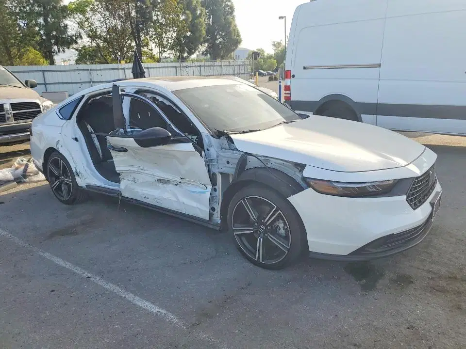 2023 Honda Accord VIN 1HGCY2F54PA055609 фото 4