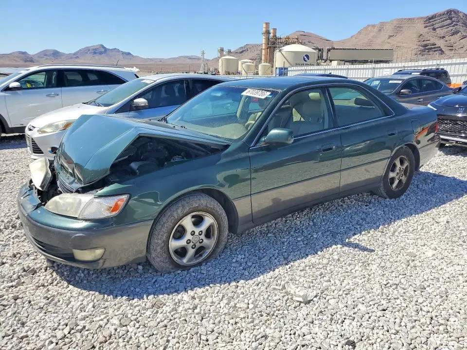 JT8BF28G0X5053717 — 1999 Lexus ES, Передняя часть (Front End), фото до ремонта