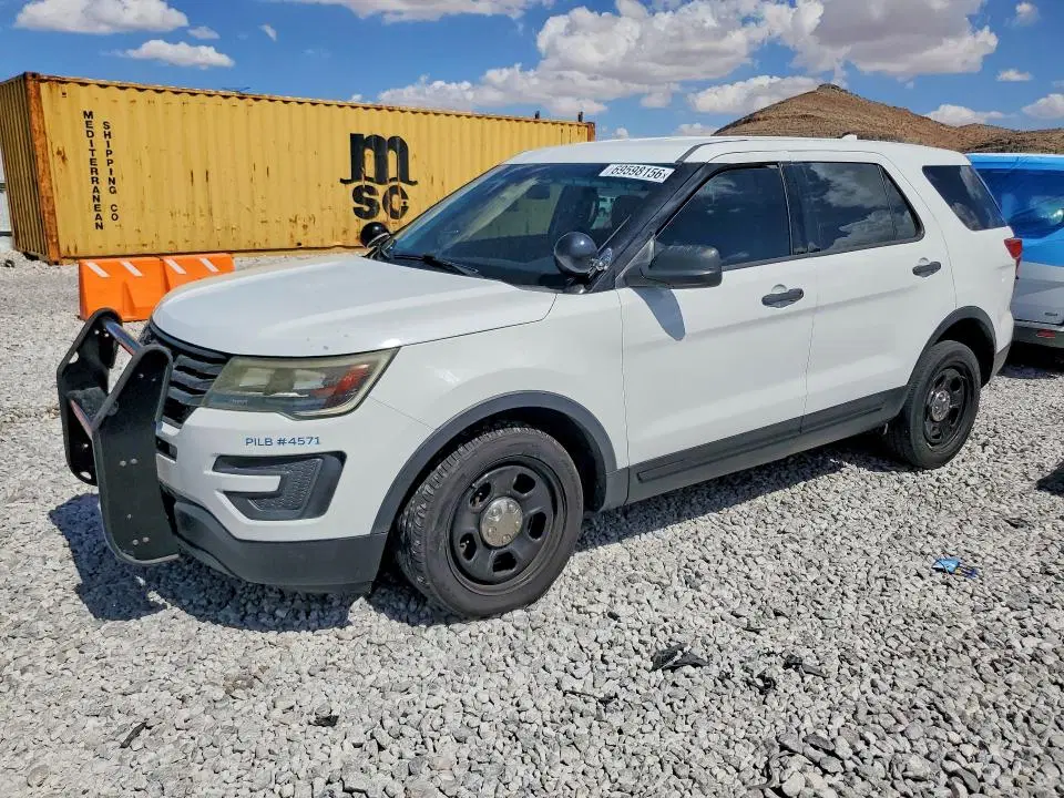 1FM5K8AR3GGD32815 — 2016 Ford Explorer, Механические повреждения, фото до ремонта