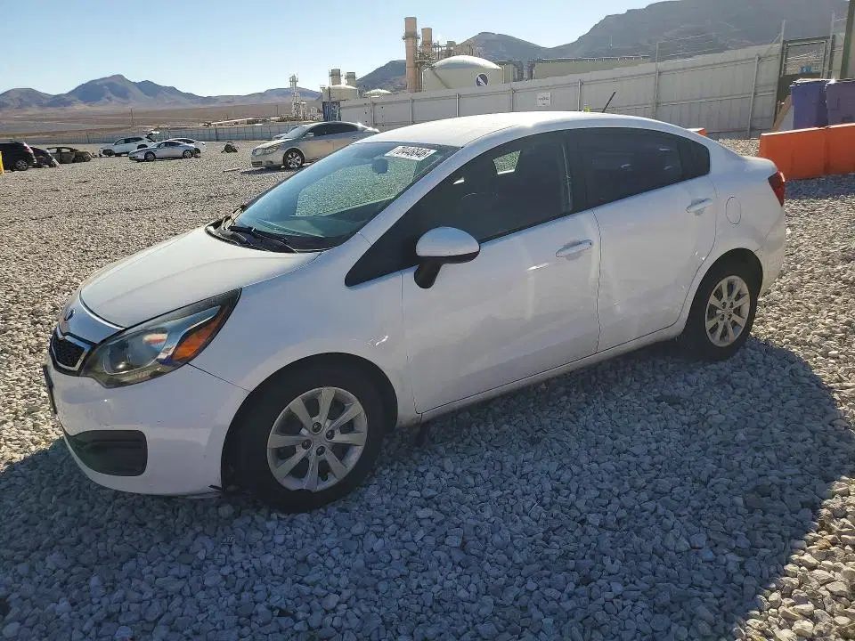 KNADM4A33E6348446 — 2014 Kia Rio, FRONT END, фото до ремонта