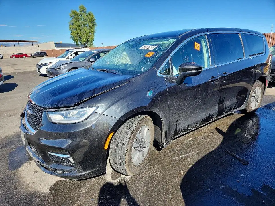 2C4RC1L74PR632562 — 2023 Chrysler Pacifica, FRONT END, фото до ремонта