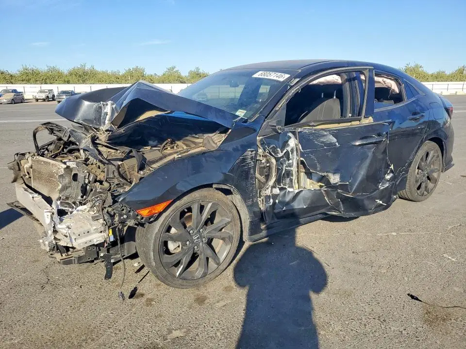 SHHFK7G49JU226366 — 2018 Honda Civic, Front End, фото до ремонта