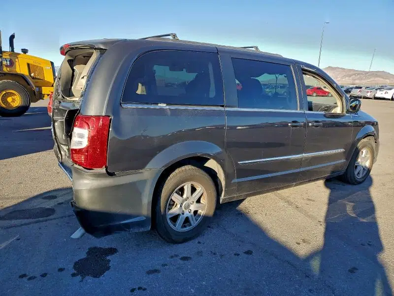 2011 CHRYSLER TOWN & COUNTRY VIN 2A4RR5DG6BR719967 фото 3