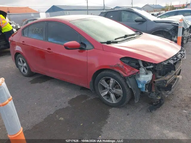 3KPFL4A7XJE246003 — 2018 Kia Forte LX/S, Передняя часть (Front), фото до ремонта