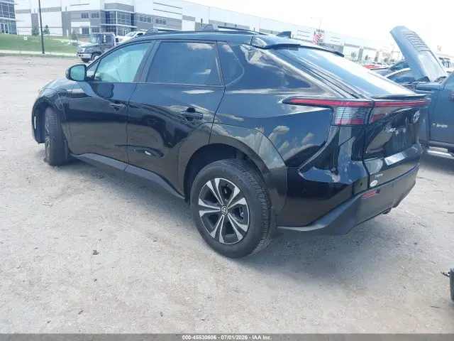 2025 Toyota BZ4X XLE VIN JTMAAAAA1SA073633 фото 3