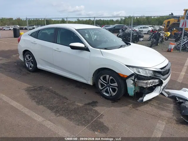 2HGFC2F51GH015940 — 2016 Honda Civic LX, Передняя часть, фото до ремонта
