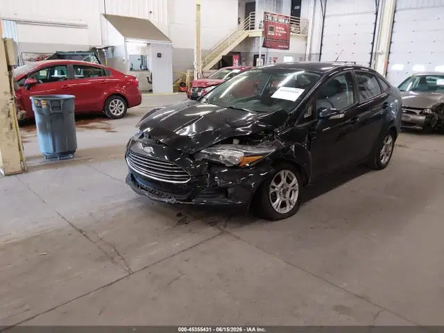 2014 Ford FIESTA SE VIN 3FADP4BJ3EM217241 фото 2