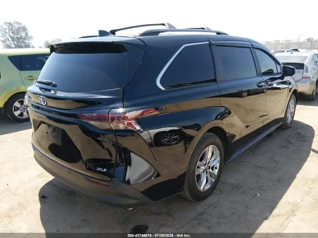 2025 Toyota SIENNA XLE VIN 5TDJSKFC1SS200736 фото 4