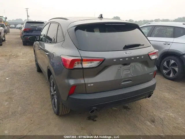 2022 Ford ESCAPE SE VIN 1FMCU9G65NUB75551 фото 3