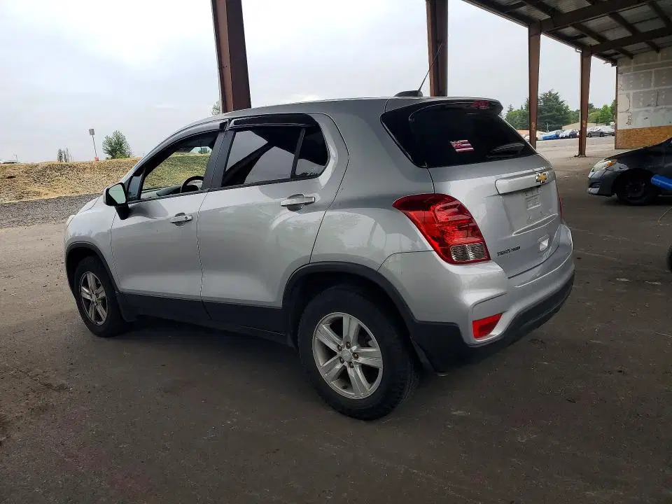 3GNCJNSB1LL329939 — 2020 Chevrolet TRAX, Передняя часть, фото до ремонта