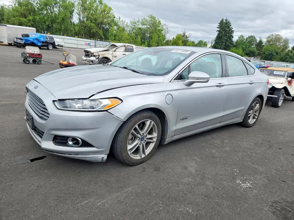 3FA6P0SU6FR253604 — 2015 Ford Fusion, Передняя часть, фото до ремонта
