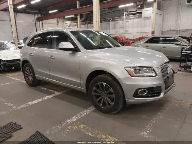 WA1C2AFP1GA052463 — 2016 Audi Q5 2.0T Premium, Передняя часть слева (Left Front), фото до ремонта