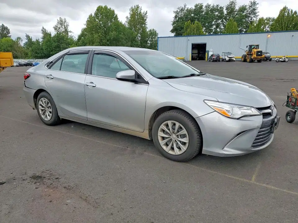 2016 TOYOTA CAMRY VIN 4T4BF1FKXGR560473 фото 4