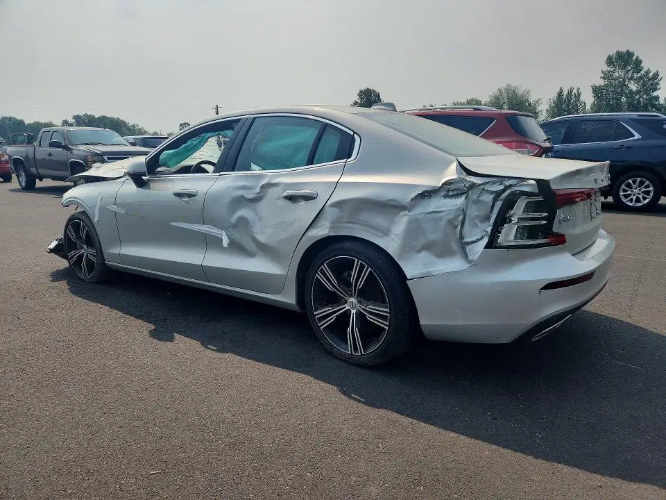 2019 VOLVO S60 VIN 7JR102FL2KG016861 фото 2