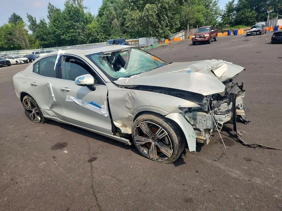 2019 VOLVO S60 VIN 7JR102FL2KG016861 фото 4