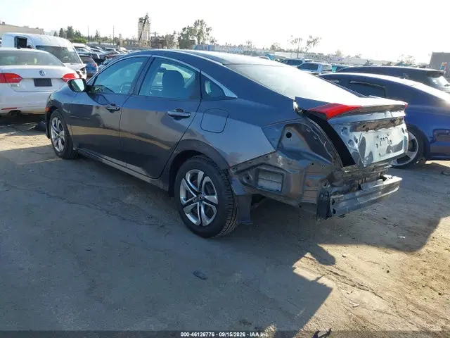 2018 Honda Civic Lx VIN 2HGFC2F52JH501311 фото 3