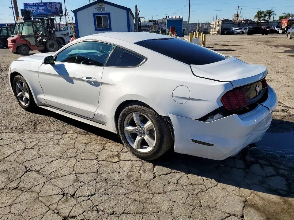 2016 Ford Mustang VIN 1FA6P8AM8G5284356 фото 2