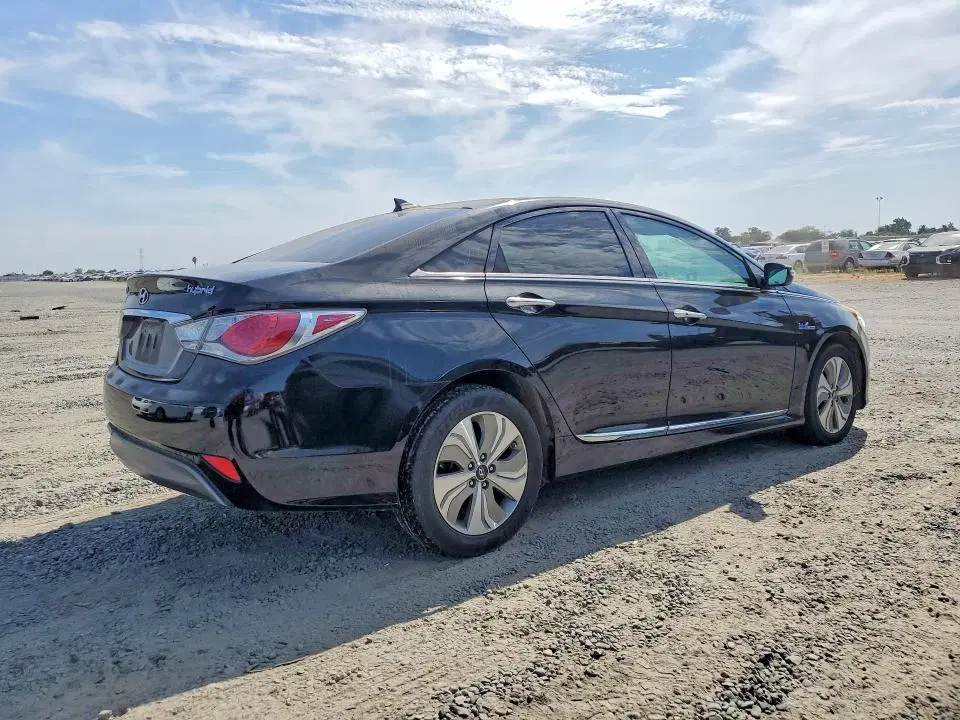 2015 Hyundai SONATA HYBRID VIN KMHEC4A48FA136171 фото 3