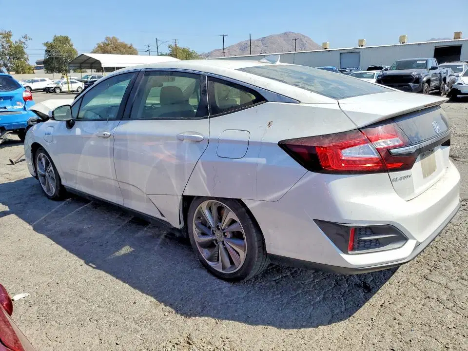 2018 Honda Clarity VIN JHMZC5F15JC005382 фото 2