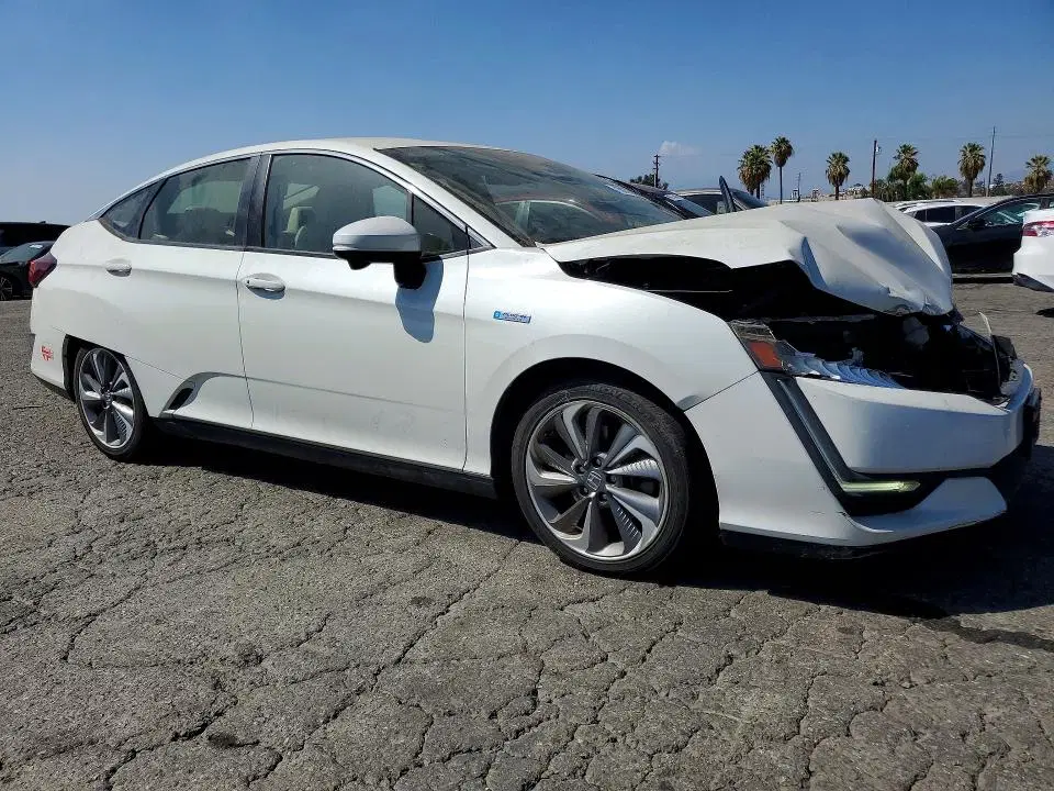 2018 Honda Clarity VIN JHMZC5F15JC005382 фото 4