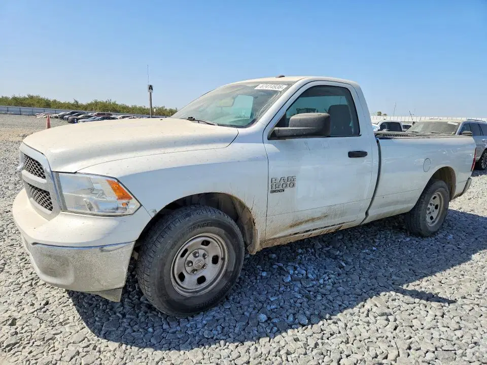3C6JR6DG7NG428114 — 2022 RAM 1500 Classic, Боковая часть, фото до ремонта