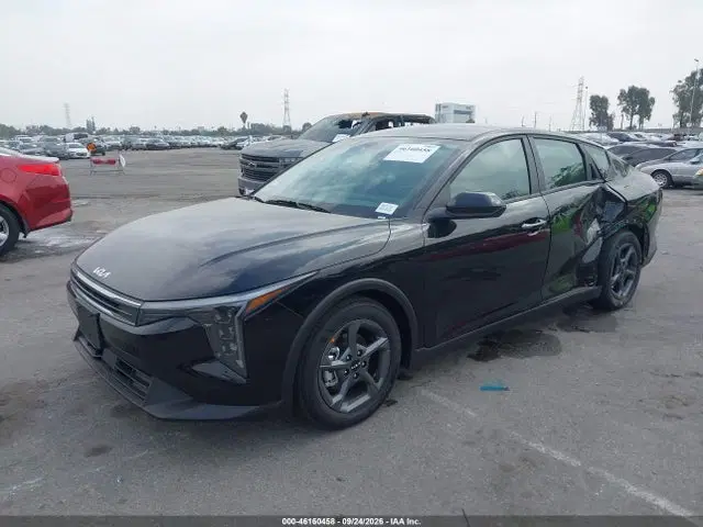 2026 KIA K4 Lxs VIN 3KPFT4DE5TE371732 фото 2