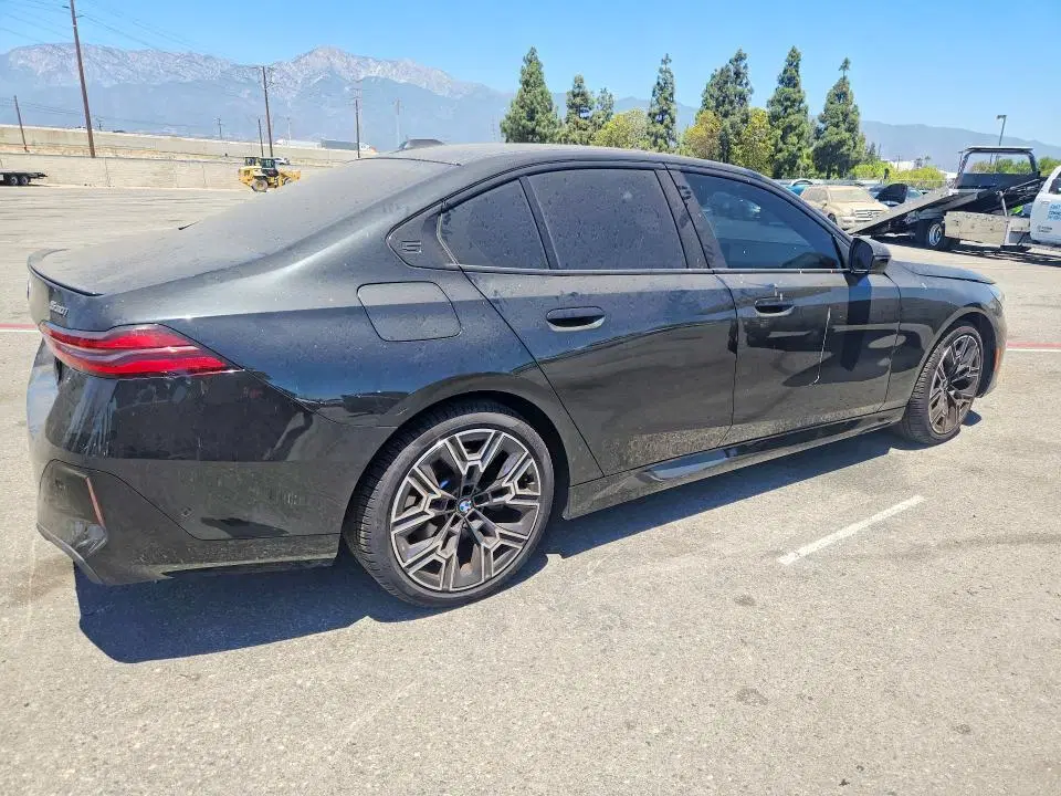 2026 BMW 530 VIN WBA43FJ04TCW12387 фото 3