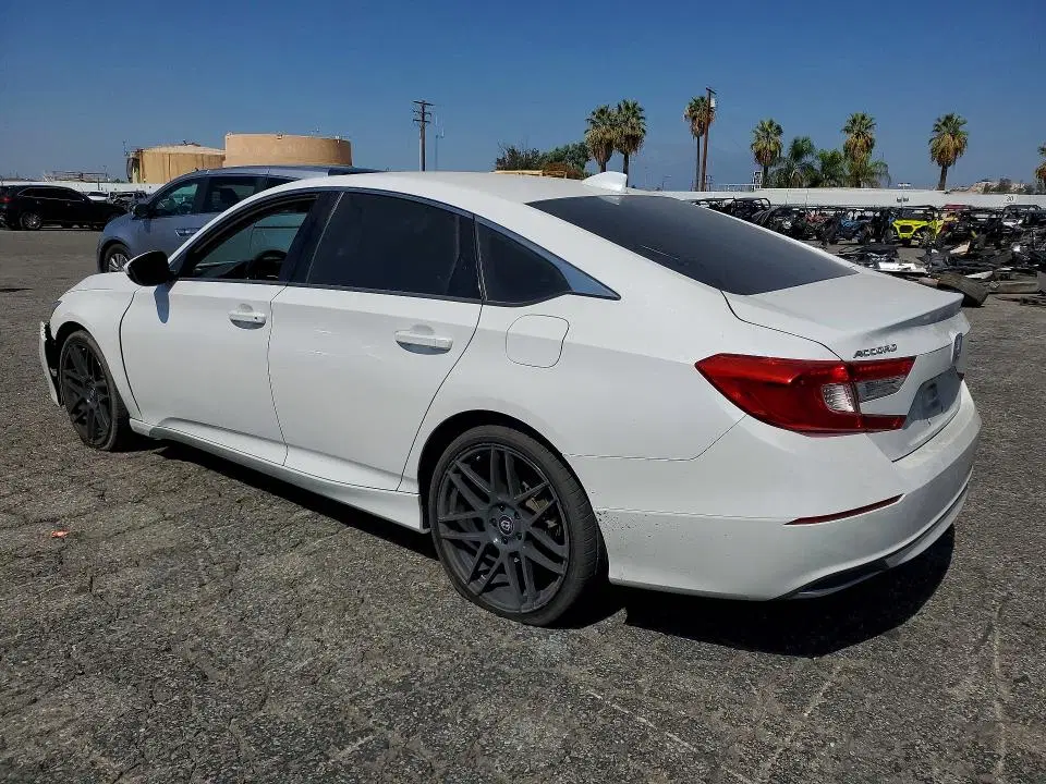 2019 Honda Accord VIN 1HGCV1F12KA001900 фото 2