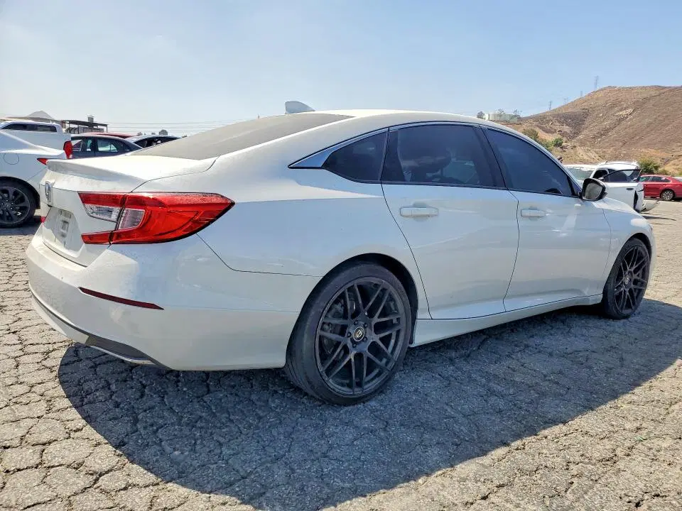 2019 Honda Accord VIN 1HGCV1F12KA001900 фото 3