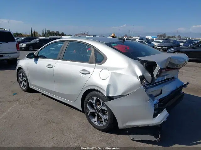 2019 KIA Forte Lxs VIN 3KPF24AD6KE115886 фото 3