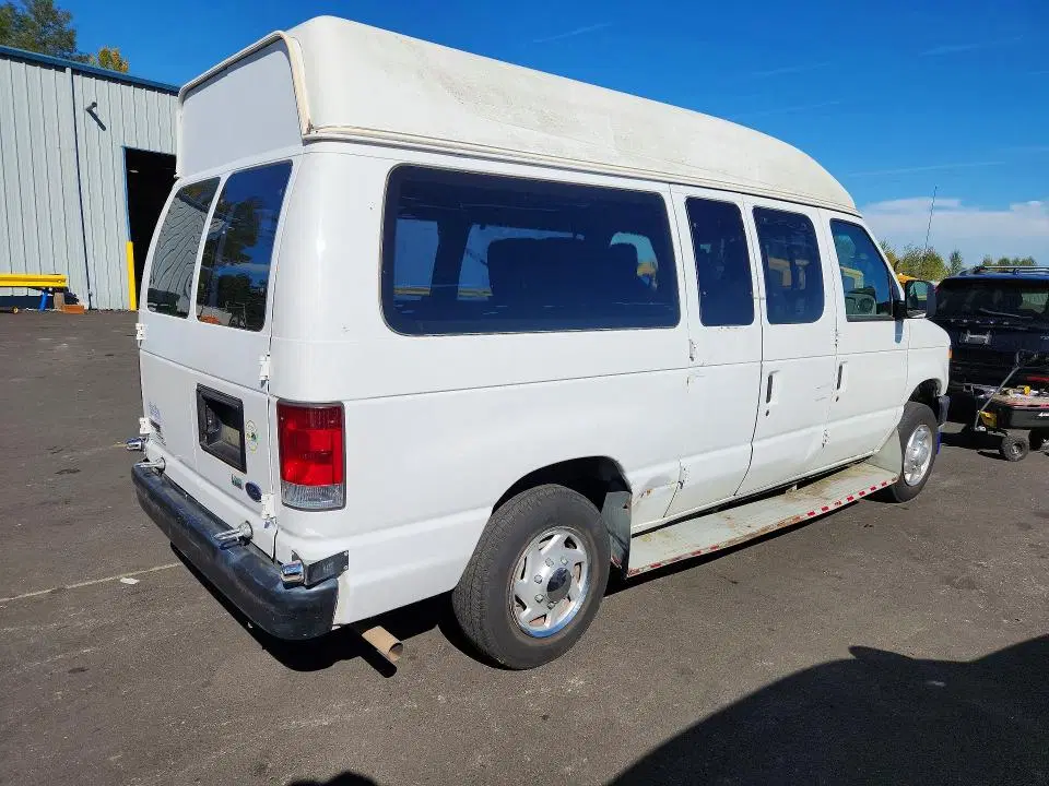 2011 FORD ECONOLINE VIN 1FTNE1EW5BDB11763 фото 3