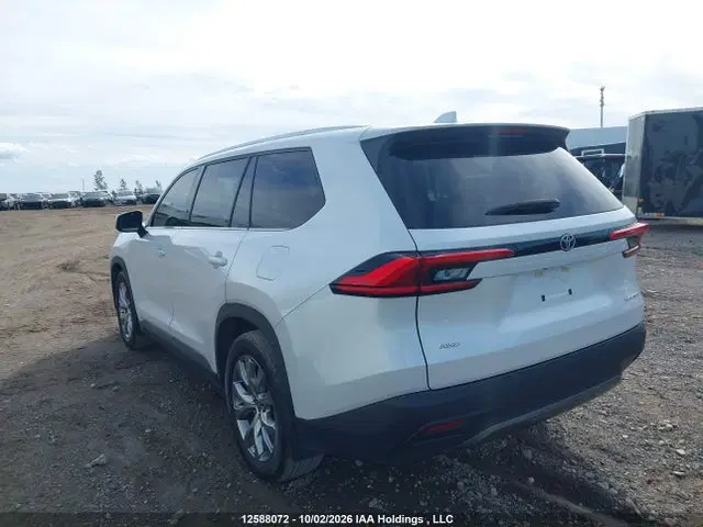 2024 Toyota Grand Highlander Limited VIN 5TDAAAB56RS067647 фото 3