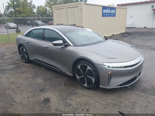 50EA1TEA6PA004896 — 2023 Lucid Air Touring, Задняя часть, фото до ремонта