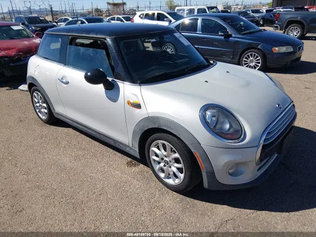WMWXM5C5XET730475 — 2014 MINI Hardtop Cooper, Подтопление, фото до ремонта