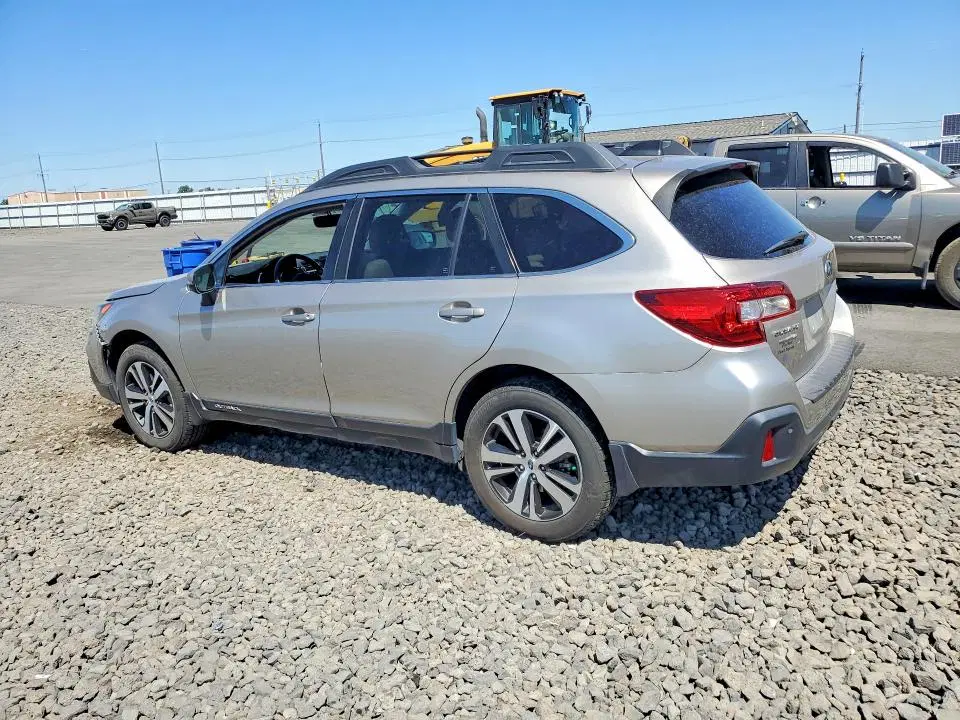 2018 SUBARU OUTBACK VIN 4S4BSENC2J3220111 фото 2