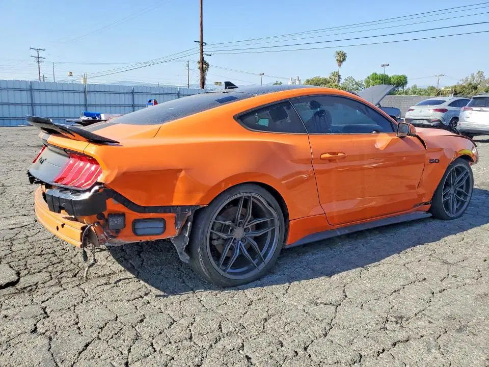 2020 Ford Mustang VIN 1FA6P8CF6L5175936 фото 3