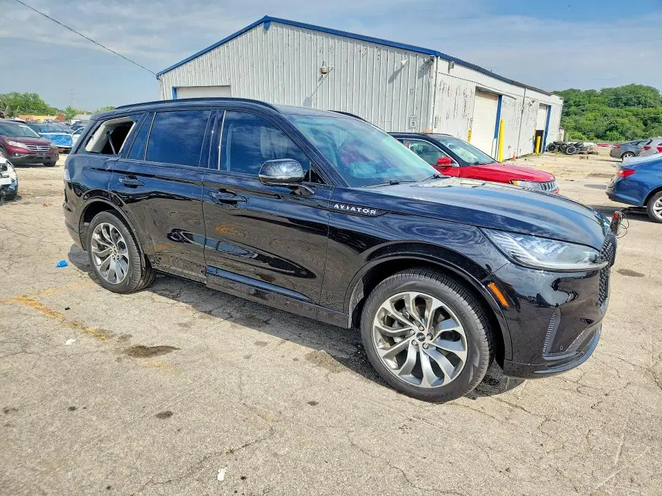 2026 LINCOLN AVIATOR VIN 5LM5J6XC9TGL06432 фото 4
