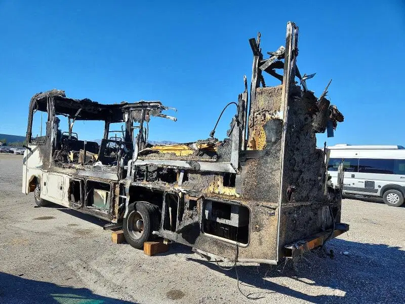 2020 Ford F53 VIN 1F65F5DN2L0A14349 фото 3