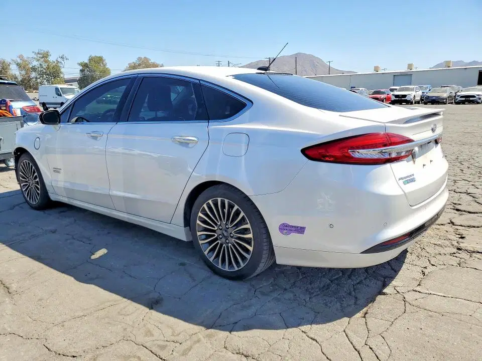 2017 Ford Fusion VIN 3FA6P0SU6HR254013 фото 2