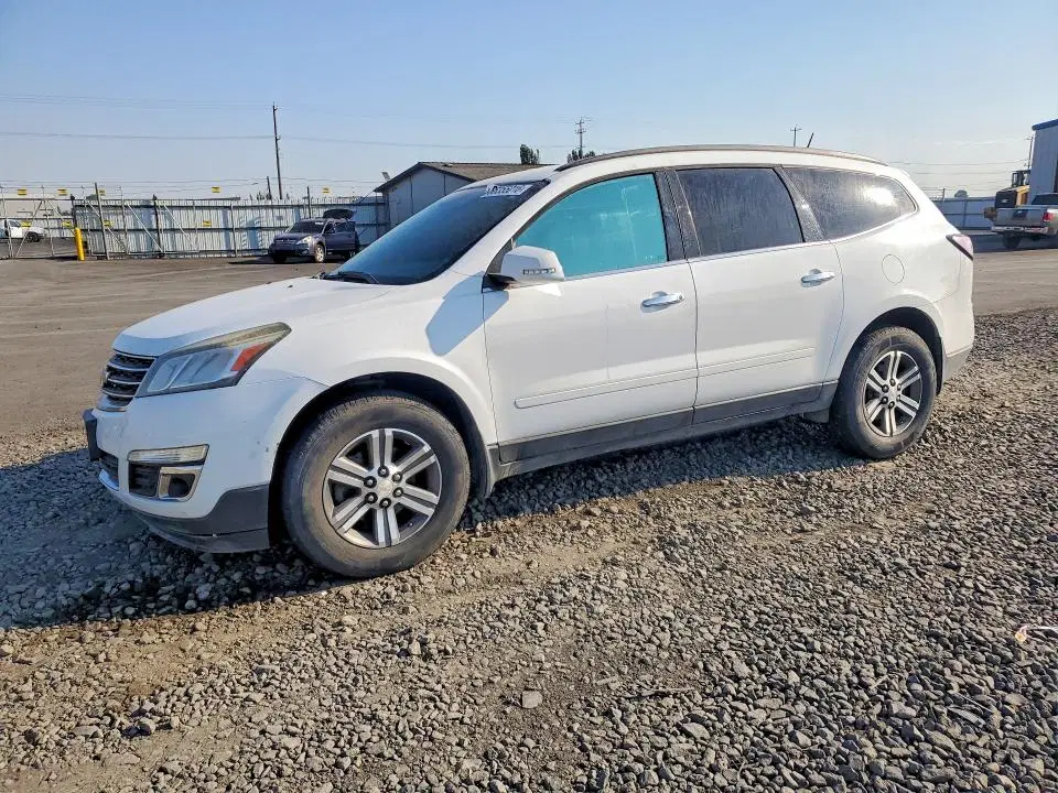1GNKVHKD7HJ200900 — 2017 Chevrolet Traverse, Вандализм, фото до ремонта